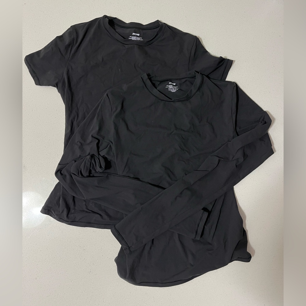SKIMS Black tee set